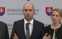 TB poslancov SaS o riziku elektronických podpisov